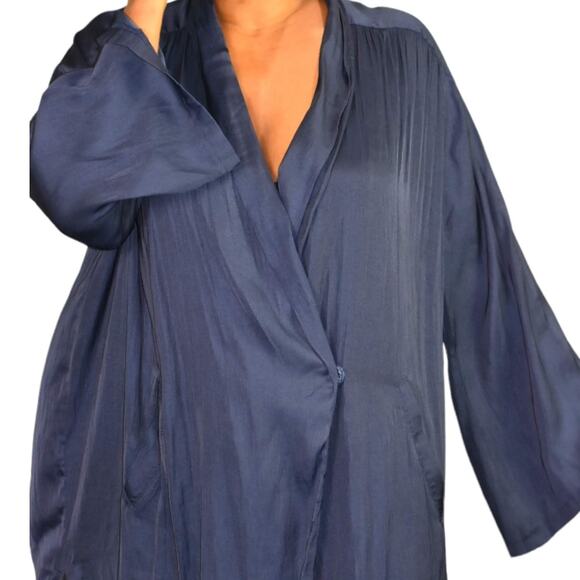 Mable Blazer Dress Blue Navy Satin Silky Oversized Side Slits Baggy Size Medium - Picture 10 of 16